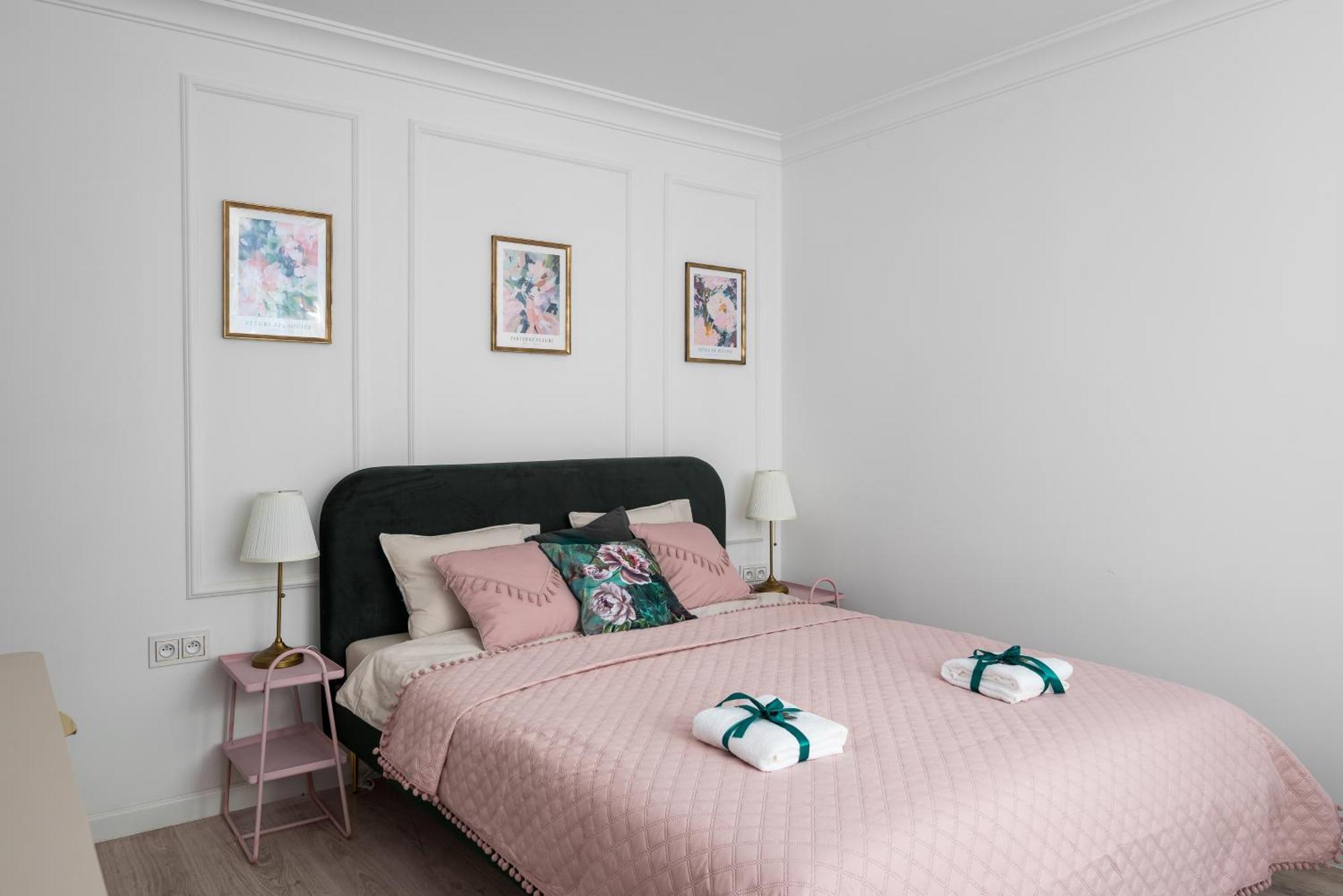 Lovely Downtown Studio At Most Lively Hoza Street, Discover Warsaw On Foot Ngoại thất bức ảnh